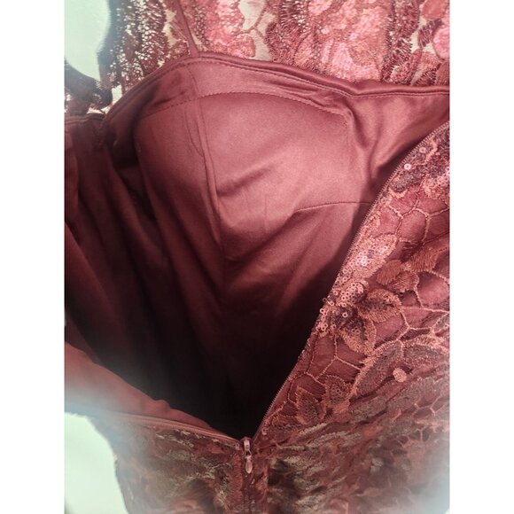 Adrianna Papell Women's Sz. 2 Burgundy Lace Knee Length Sheath Dress - Picture 8 of 8